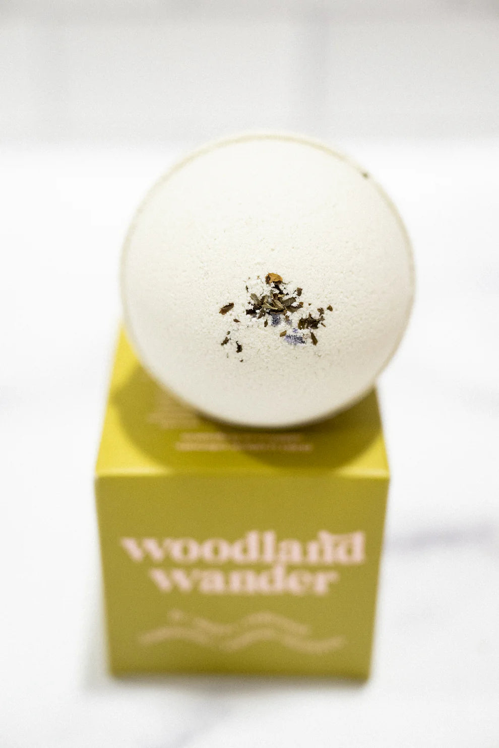 Bath bomb with &