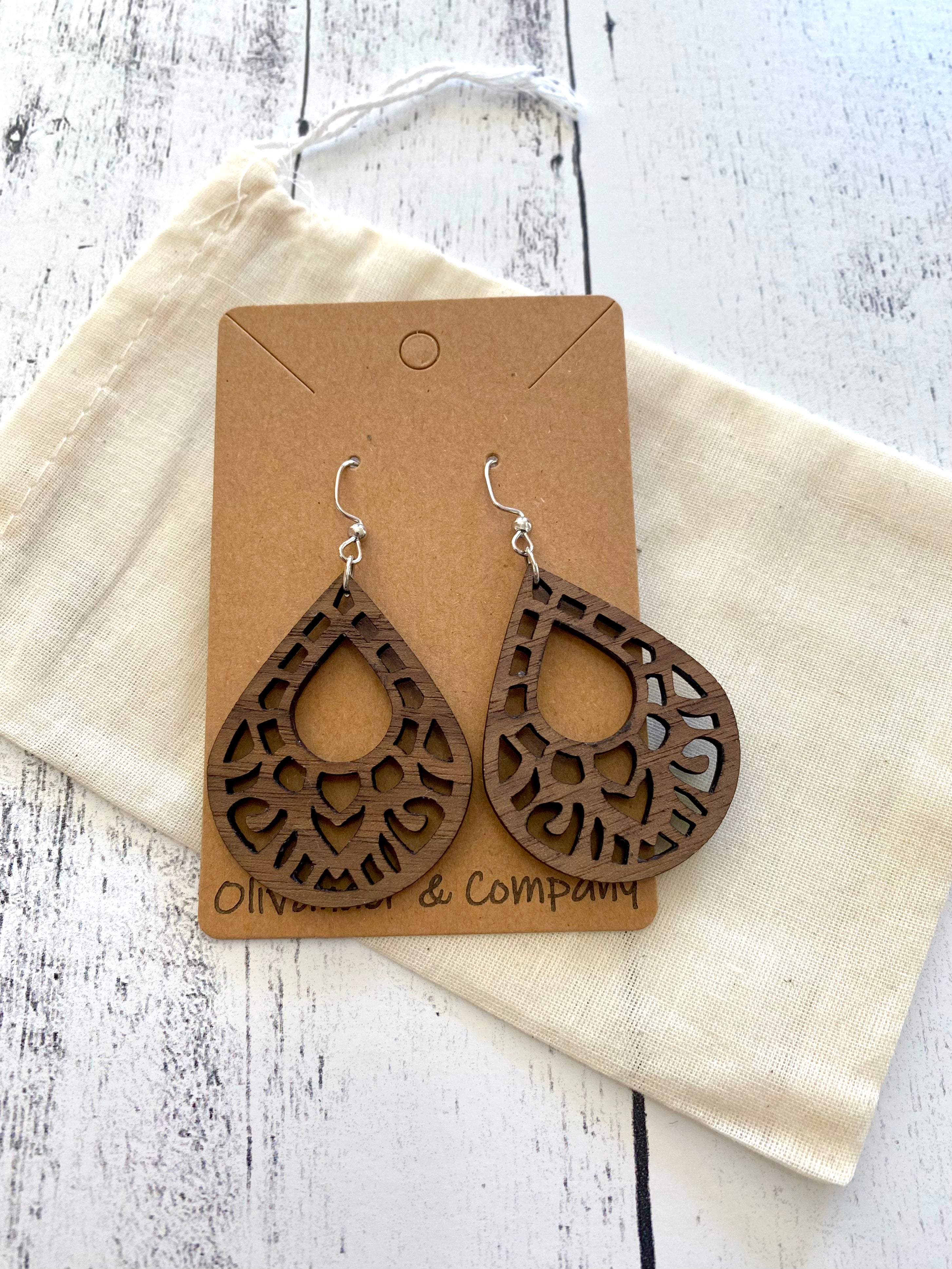 wood laser earrings with muslin fabric pouch