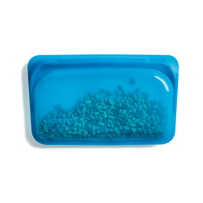 stasher snack blue with food